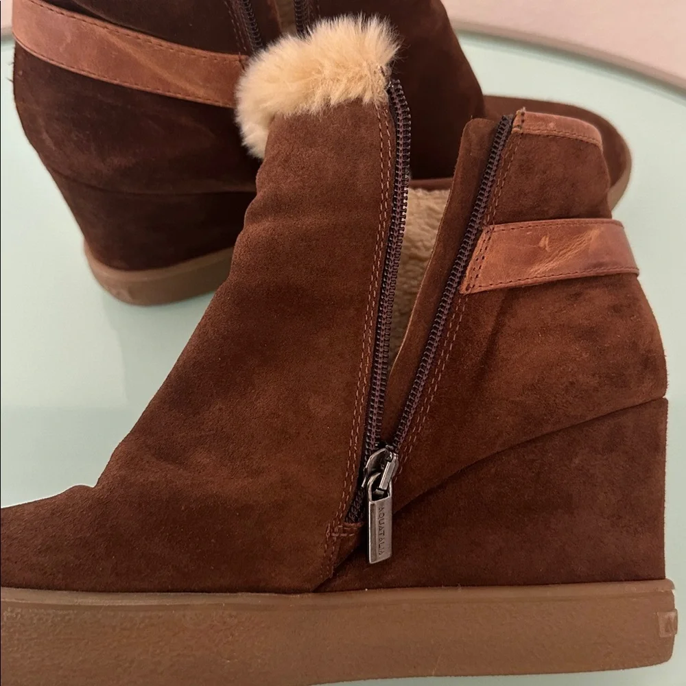 Aquatalia stylish chestnut